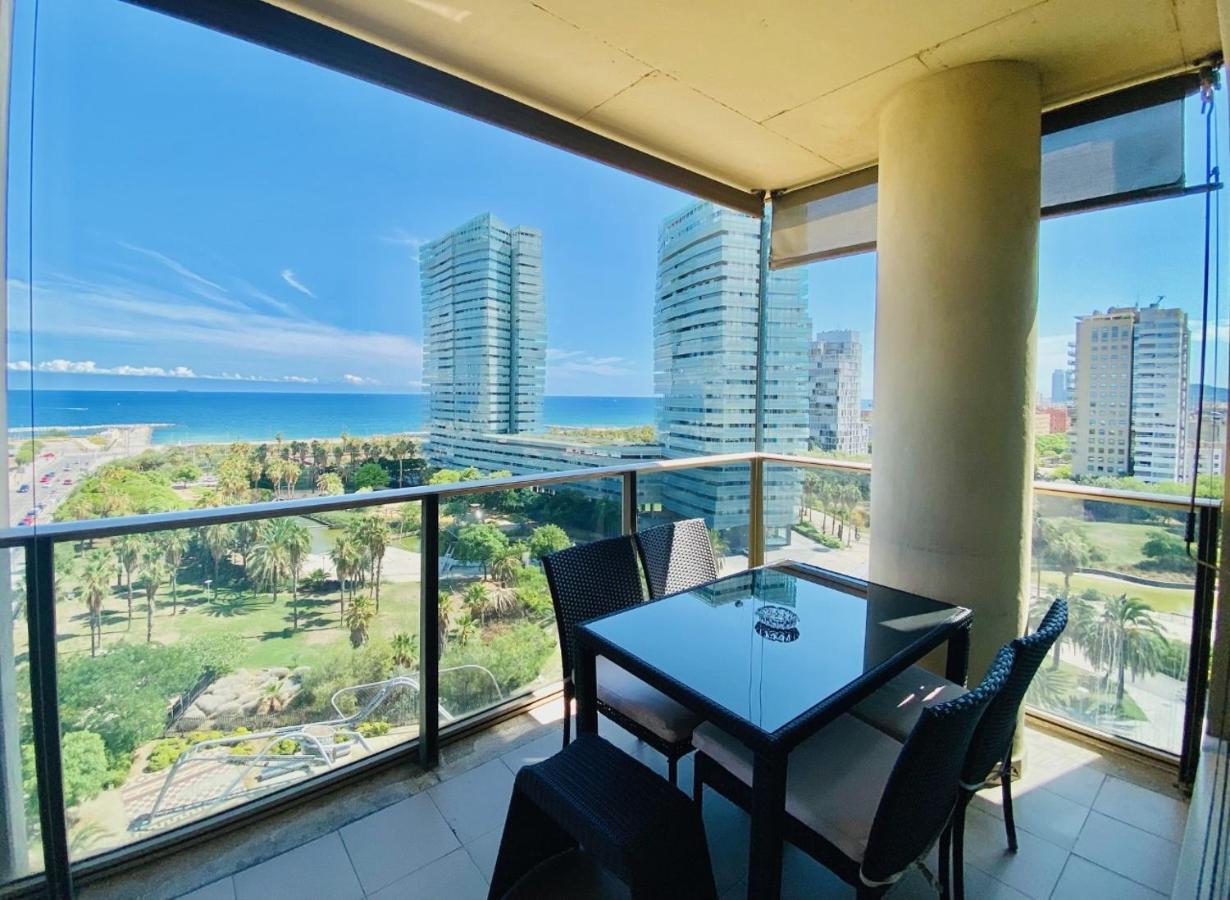 Akira Flats Diagonal Mar Apartment